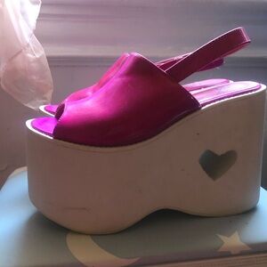 Dolls kill sugarthrillz platforms